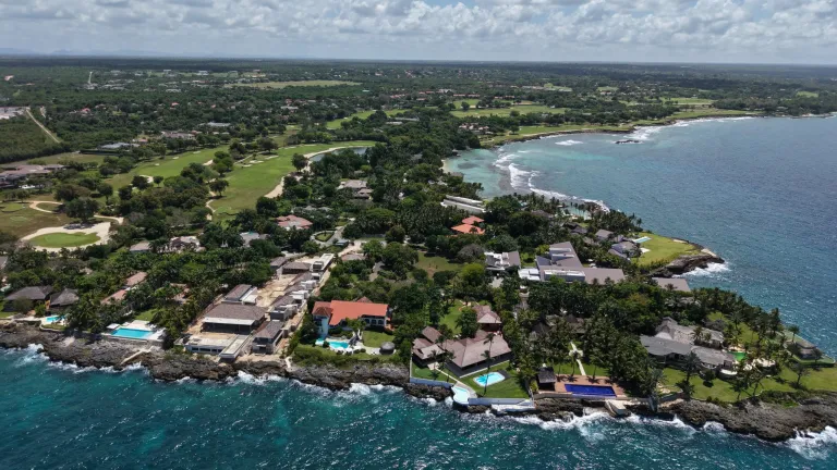 Rare Punta Aguila homesite lot in Casa de Campo
