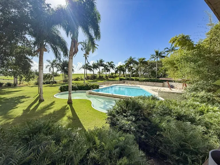 Luxury 3-bedroom apartment with terrace in Casa de Campo