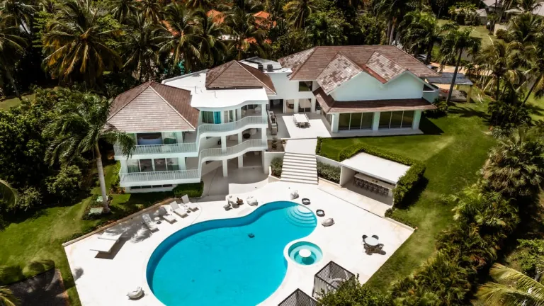 Contemporary Caribbean Estate in Casa de Campo